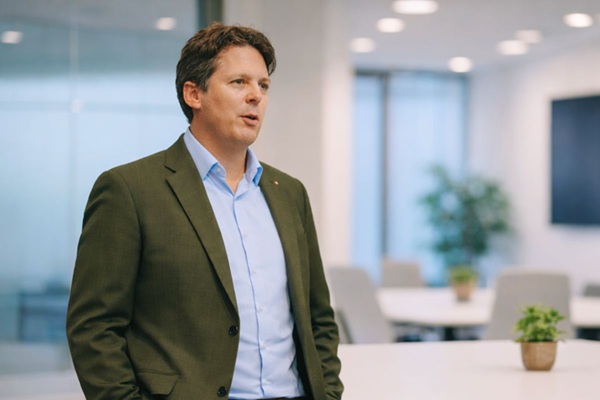 Daniel Broglie: A Visionary Swiss Business Leader Driving Innovation and Commerce