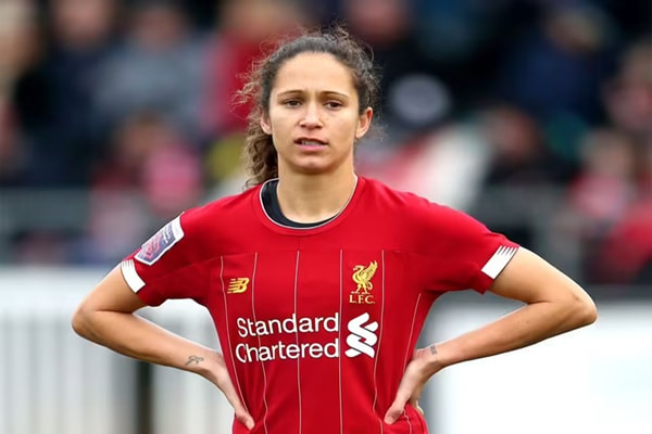 The Story Behind the Courtney Sweetman Kirk Wedding: A Private Athlete’s Unexpectedly Public Moment